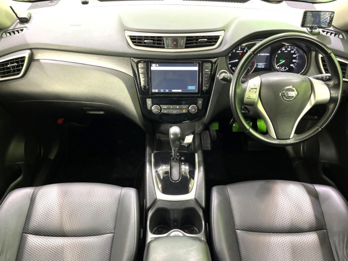 2014 Nissan X-Trail DBA-NT32 (UW-6a126ce67c814)[29]