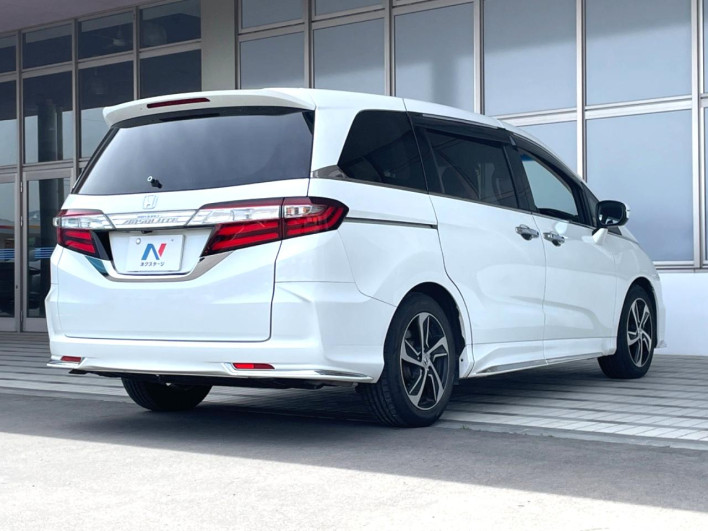 2016 Honda Odyssey DBA-RC1 (UW-6a126cea5701b)[10]