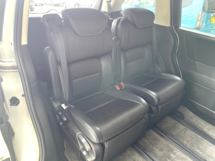 2016 Honda Odyssey DBA-RC1 (UW-6a126cea5701b)[21]