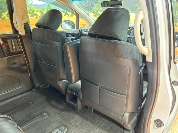 2017 Honda Odyssey DBA-RC1 (UW-6a126cea85c66)[29]
