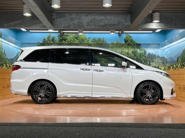 2017 Honda Odyssey DBA-RC1 (UW-6a126cea85c66)[15]