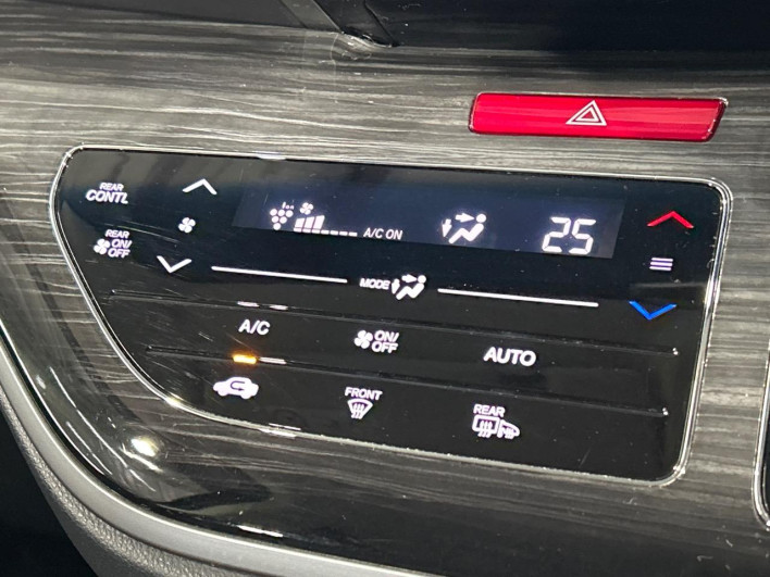 2016 Honda Odyssey DBA-RC2 (UW-6a126ceb44be5)[19]