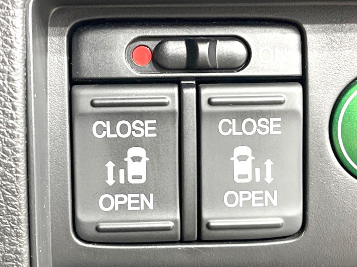 2016 Honda Odyssey Hybrid DAA-RC4 (UW-6a126cec12708)[20]