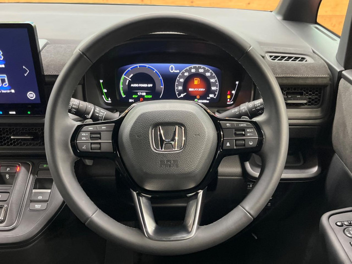 2024 Honda Step Wagon 6AA-RP8 (UW-6a126ceeb6e7f)[23]