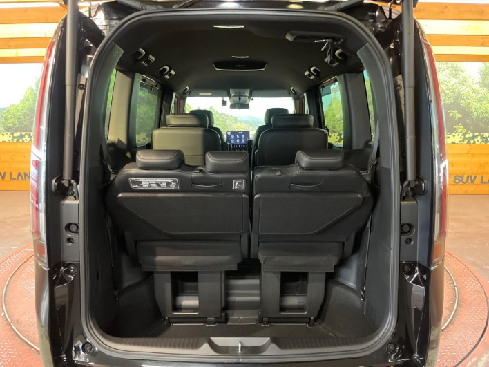 2024 Honda Step Wagon 6AA-RP8 (UW-6a126ceeb6e7f)[9]
