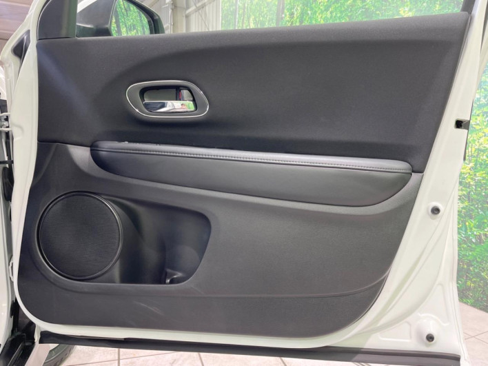 2014 Honda VEZEL DAA-RU3 (UW-6a126cf032fb8)[16]