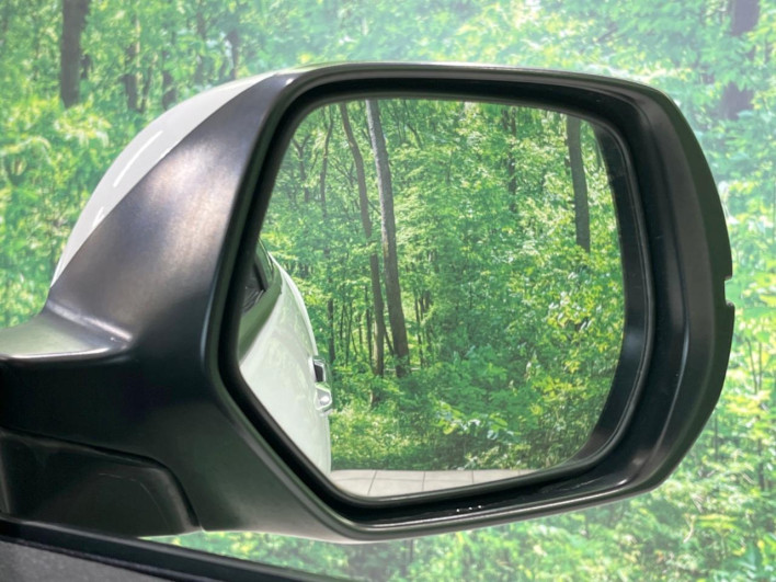 2014 Honda VEZEL DAA-RU3 (UW-6a126cf032fb8)[28]