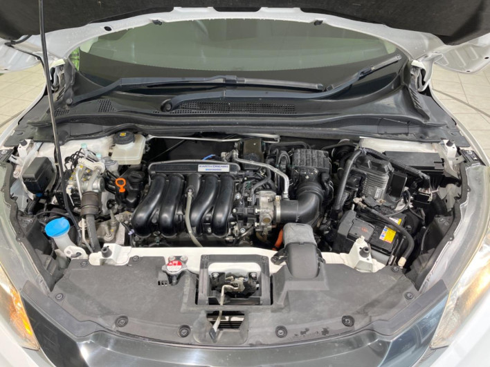 2014 Honda VEZEL DAA-RU3 (UW-6a126cf032fb8)[10]