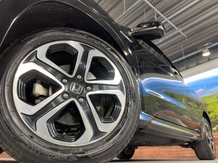 2016 Honda VEZEL DAA-RU3 (UW-6a126cf0df6bf)[13]
