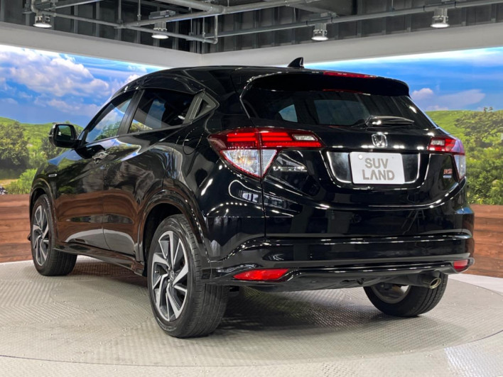 2016 Honda VEZEL DAA-RU3 (UW-6a126cf1053ee)[23]