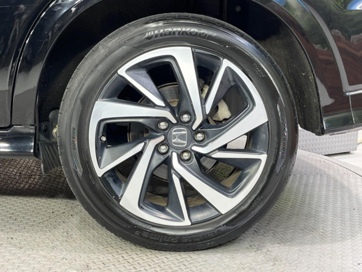 2016 Honda VEZEL DAA-RU3 (UW-6a126cf1053ee)[14]
