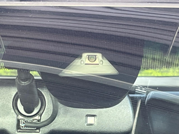 2016 Honda VEZEL DAA-RU3 (UW-6a126cf1053ee)[7]