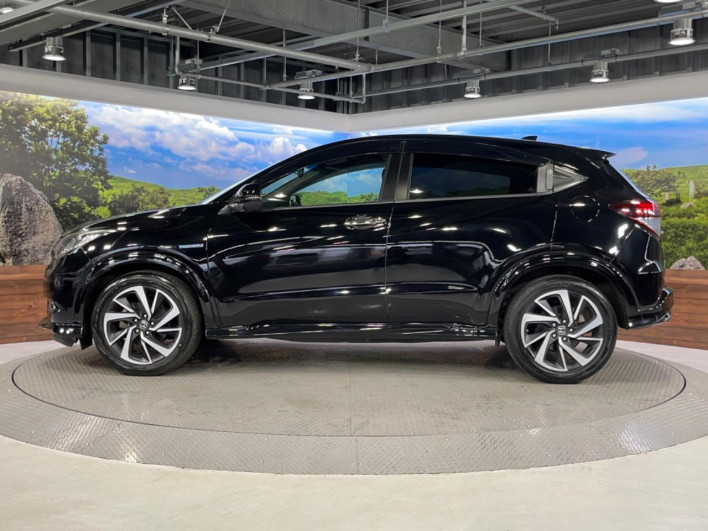 2016 Honda VEZEL DAA-RU3 (UW-6a126cf1053ee)[24]