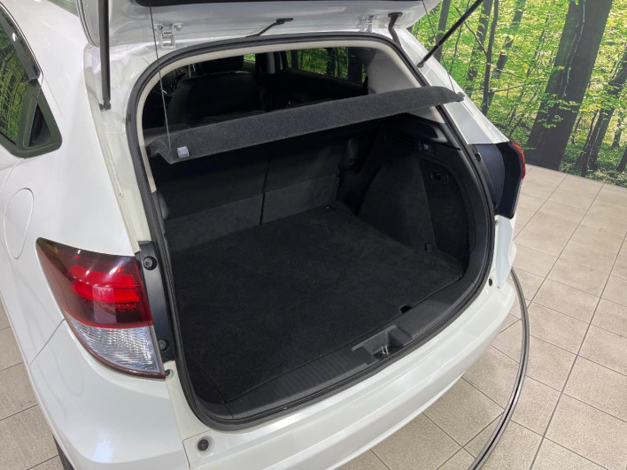 2016 Honda VEZEL DAA-RU4 (UW-6a126cf36c693)[5]