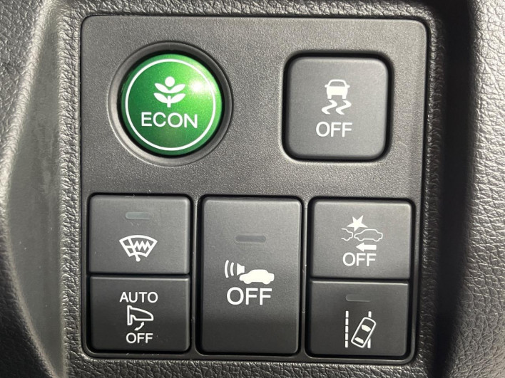 2016 Honda VEZEL DAA-RU4 (UW-6a126cf36c693)[15]