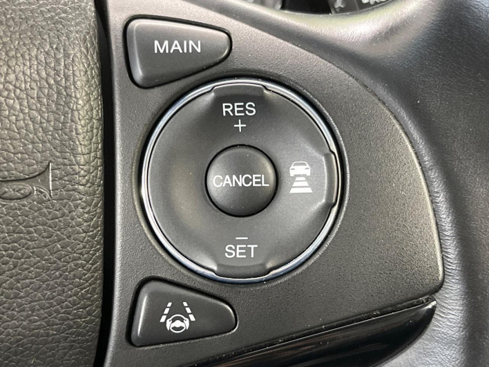 2016 Honda VEZEL DAA-RU4 (UW-6a126cf36c693)[29]