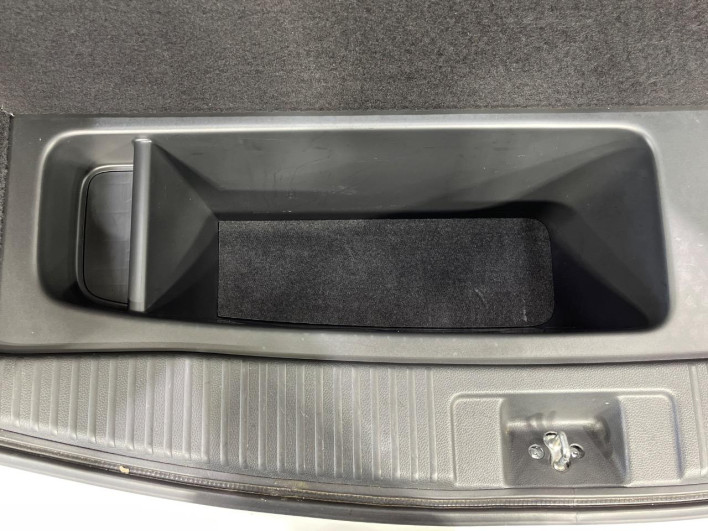 2016 Honda VEZEL DAA-RU4 (UW-6a126cf36c693)[9]