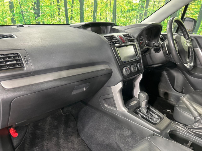 2013 Subaru Forester DBA-SJ5 (UW-6a126d02881c3)[12]