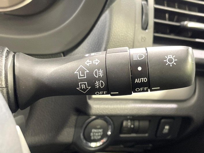 2014 Subaru Forester DBA-SJ5 (UW-6a126d02a7d53)[26]