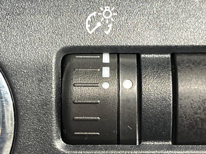 2013 Subaru Forester DBA-SJG (UW-6a126d04b9074)[19]