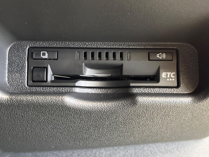 2023 Toyota Hiace Van 3BF-TRH200V (UW-6a126d0c4ac9b)[18]