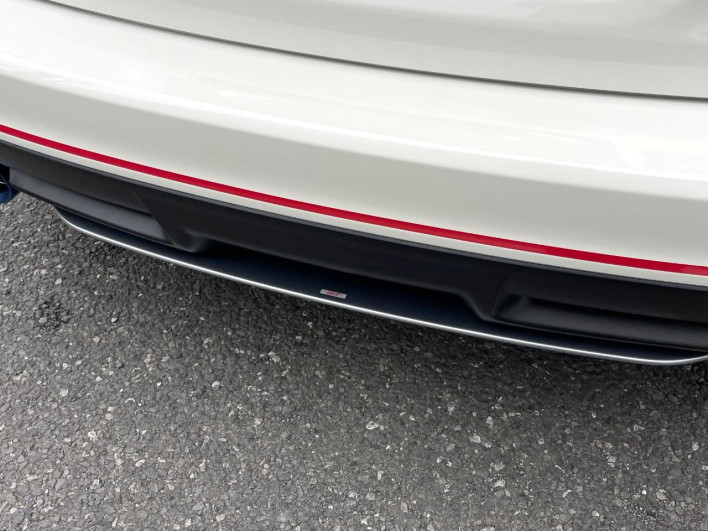 2015 Subaru Levorg DBA-VM4 (UW-6a126d18a5ae3)[17]