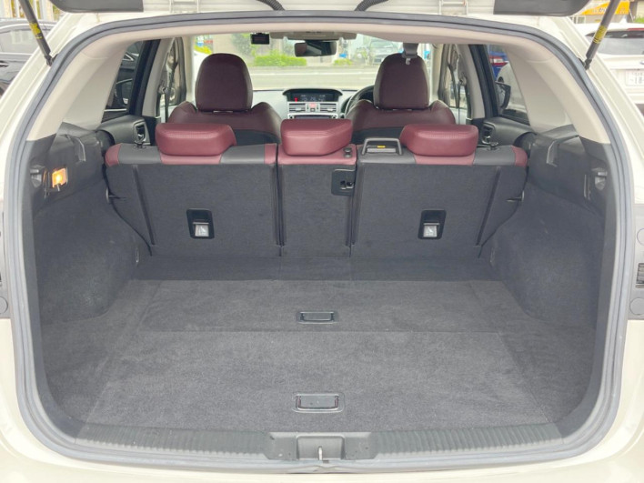 2017 Subaru Levorg DBA-VM4 (UW-6a126d192f447)[26]