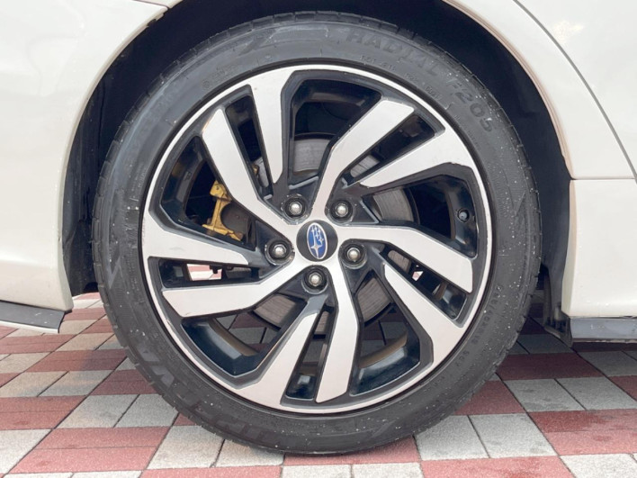 2017 Subaru Levorg DBA-VM4 (UW-6a126d19384af)[15]