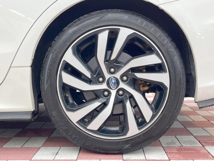 2017 Subaru Levorg DBA-VM4 (UW-6a126d19384af)[16]