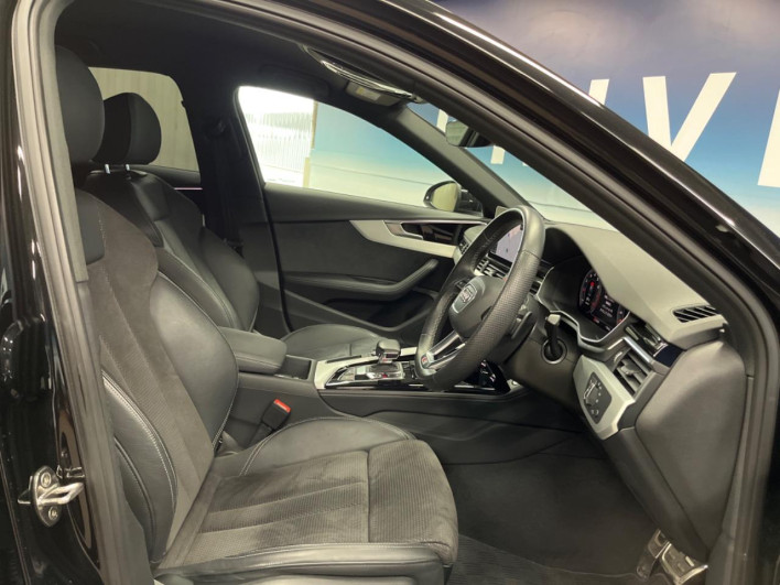 2022 Audi A4 3AA-8WDDWF (UW-6a126d21df66e)[28]