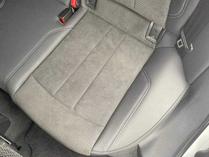 2022 Audi A4 3AA-8WDEM (UW-6a126d222418d)[20]