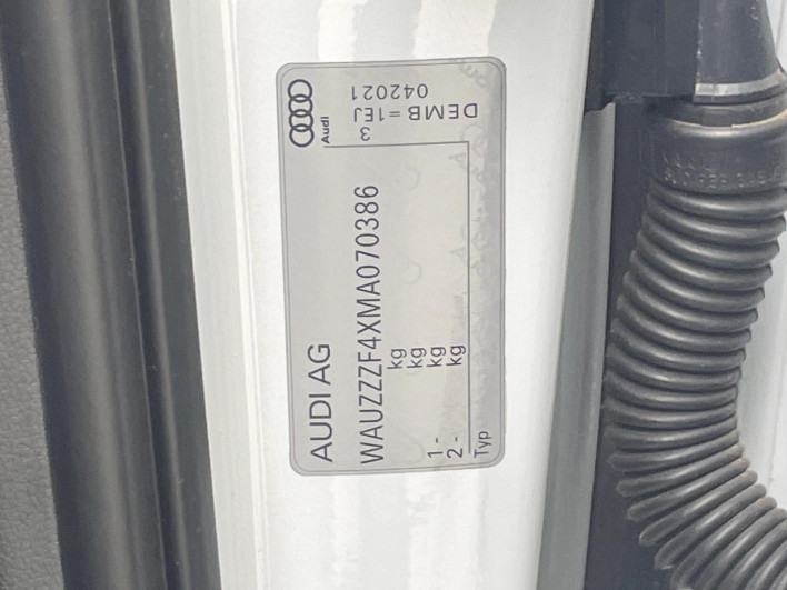 2022 Audi A4 3AA-8WDEM (UW-6a126d222418d)[1]