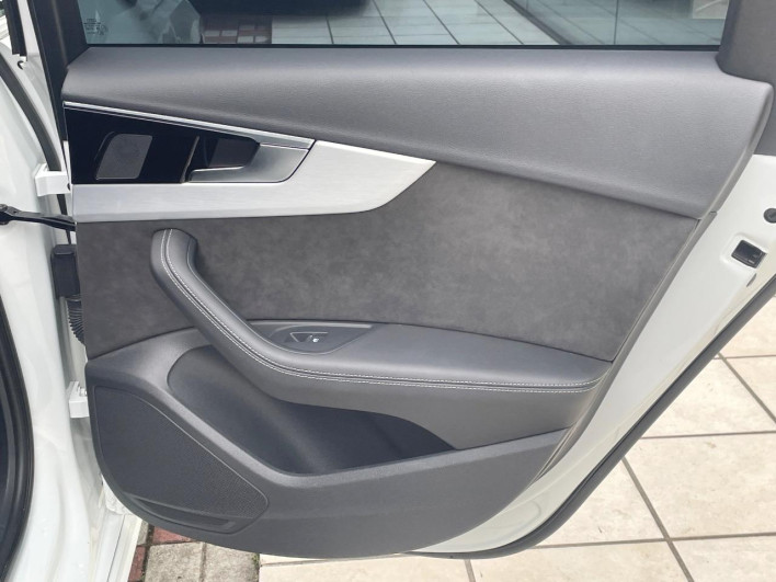 2022 Audi A4 3AA-8WDEM (UW-6a126d222418d)[10]