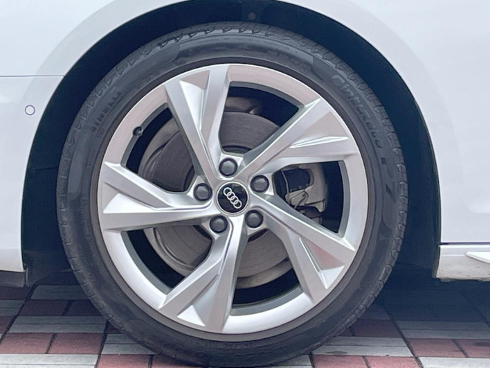 2022 Audi A4 3AA-8WDEM (UW-6a126d222418d)[14]