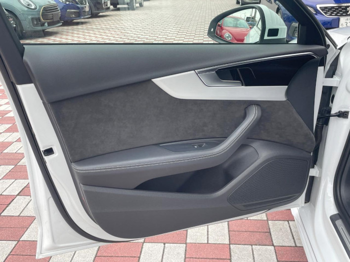 2022 Audi A4 3AA-8WDEM (UW-6a126d222418d)[17]