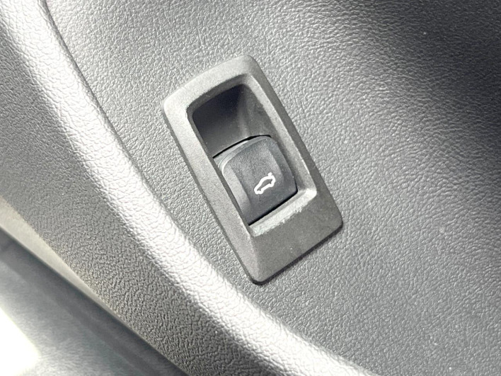 2022 BMW 4 Series 3BA-12AW30 (UW-6a126d23dc214)[19]