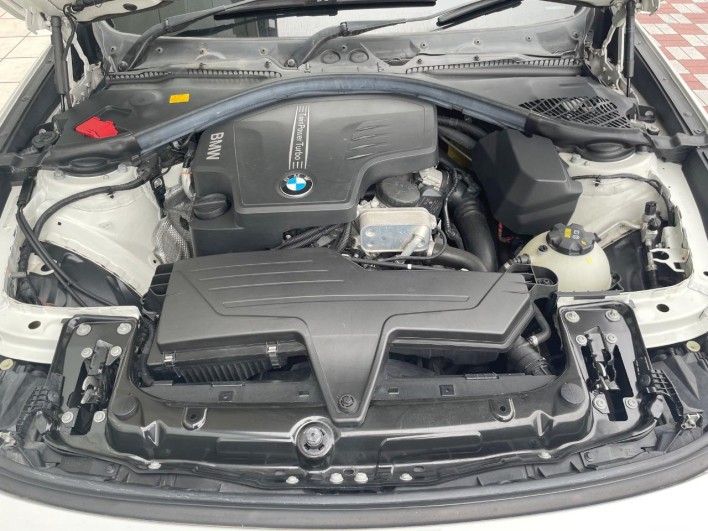 2014 BMW 3 Series DBA-3X20 (UW-6a126d24794c9)[8]