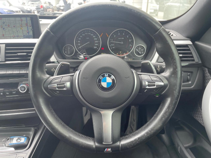 2014 BMW 3 Series DBA-3X20 (UW-6a126d24794c9)[28]