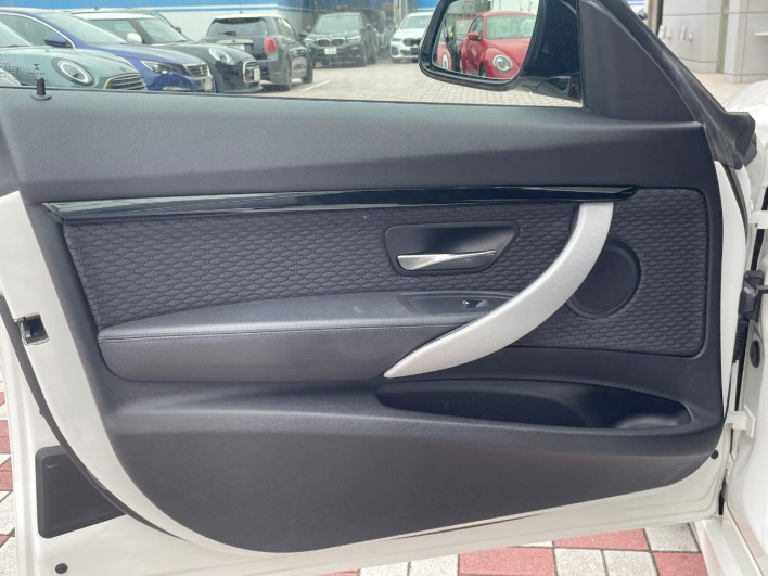 2014 BMW 3 Series DBA-3X20 (UW-6a126d24794c9)[17]