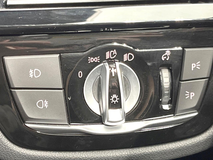 2017 BMW 5 Series DBA-JA20 (UW-6a126d26b5f0f)[24]