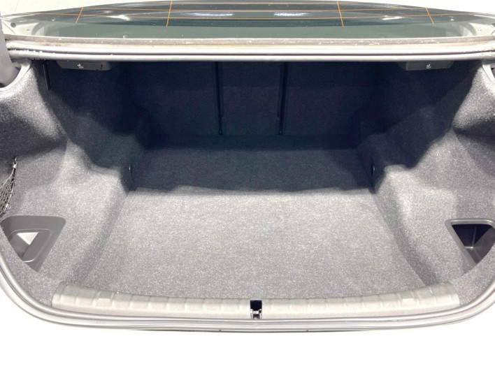 2017 BMW 5 Series DBA-JA20 (UW-6a126d26b5f0f)[15]