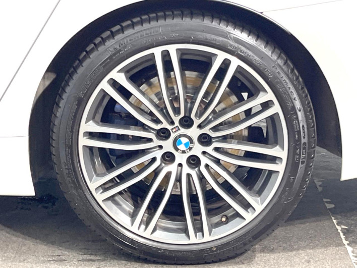 2017 BMW 5 Series DBA-JA20 (UW-6a126d26b5f0f)[8]