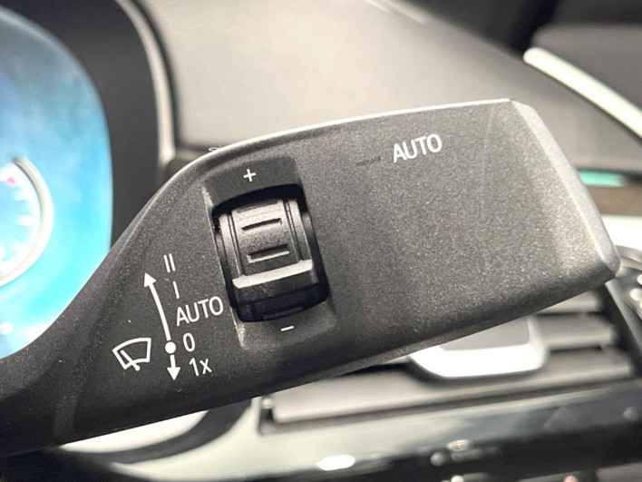 2017 BMW 5 Series DBA-JA20 (UW-6a126d26b5f0f)[26]
