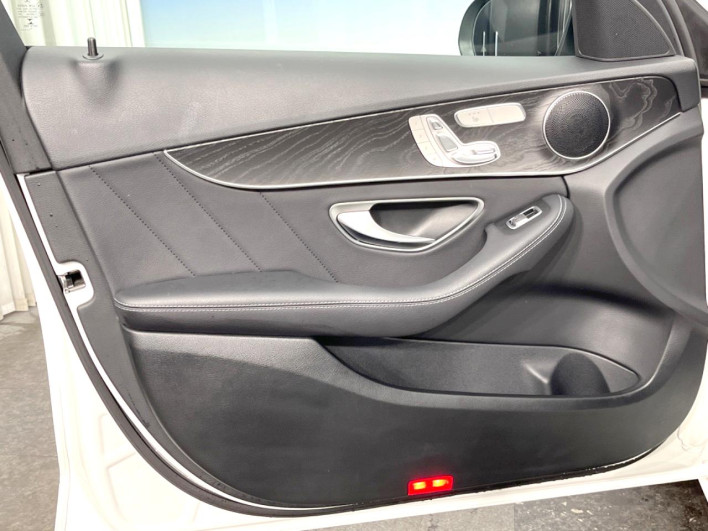 2020 Mercedes Benz C CLASS STATION WAGON LDA-205214 (UW-6a126d2953b30)[11]