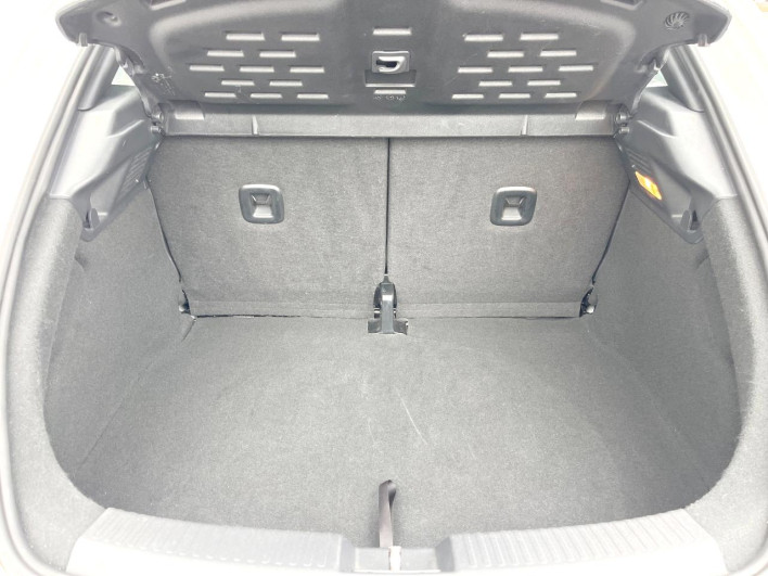 2018 Volkswagen The Beetle DBA-16CBZ (UW-6a126d2cea1c2)[11]