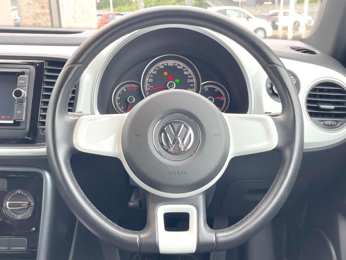 2018 Volkswagen The Beetle DBA-16CBZ (UW-6a126d2cea1c2)[23]