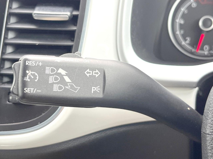 2018 Volkswagen The Beetle DBA-16CBZ (UW-6a126d2cea1c2)[28]
