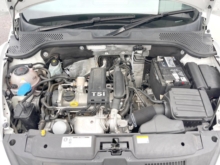 2018 Volkswagen The Beetle DBA-16CBZ (UW-6a126d2cea1c2)[4]