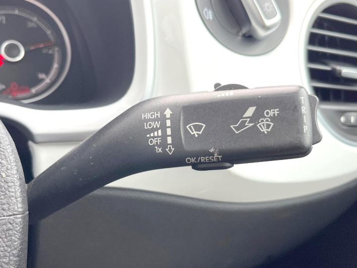 2018 Volkswagen The Beetle DBA-16CBZ (UW-6a126d2cea1c2)[27]