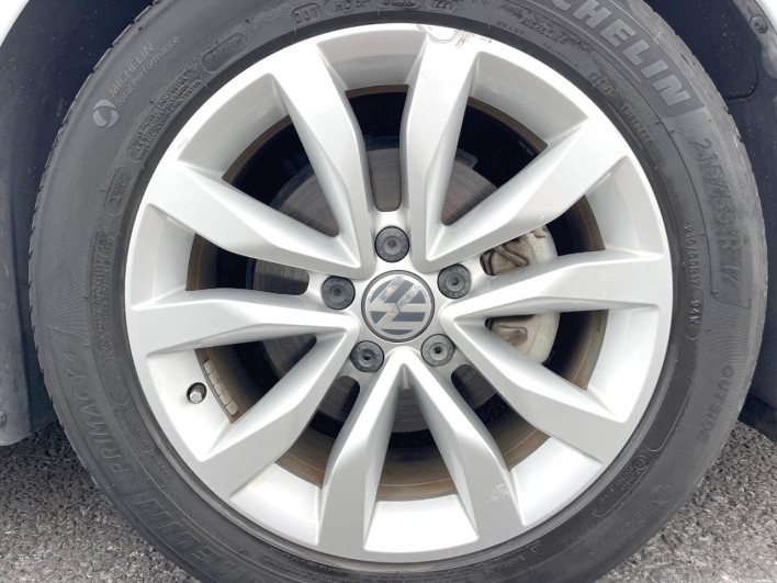 2018 Volkswagen The Beetle DBA-16CBZ (UW-6a126d2cea1c2)[15]